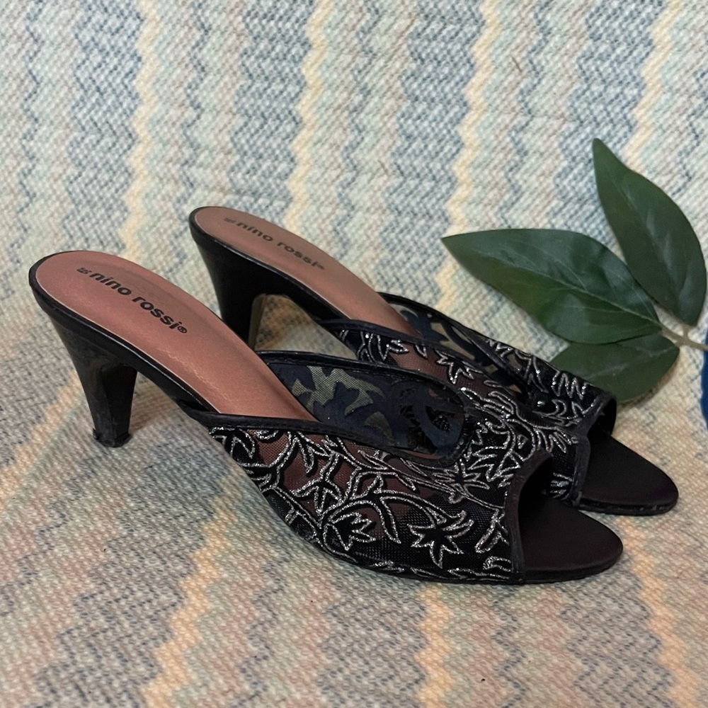 Low Heel - Picture 10 of 12